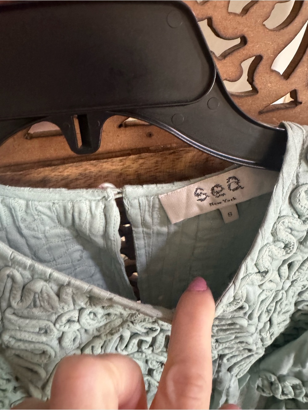 Sea New York Embossed Top Mint Blouse - Picture 3 of 4